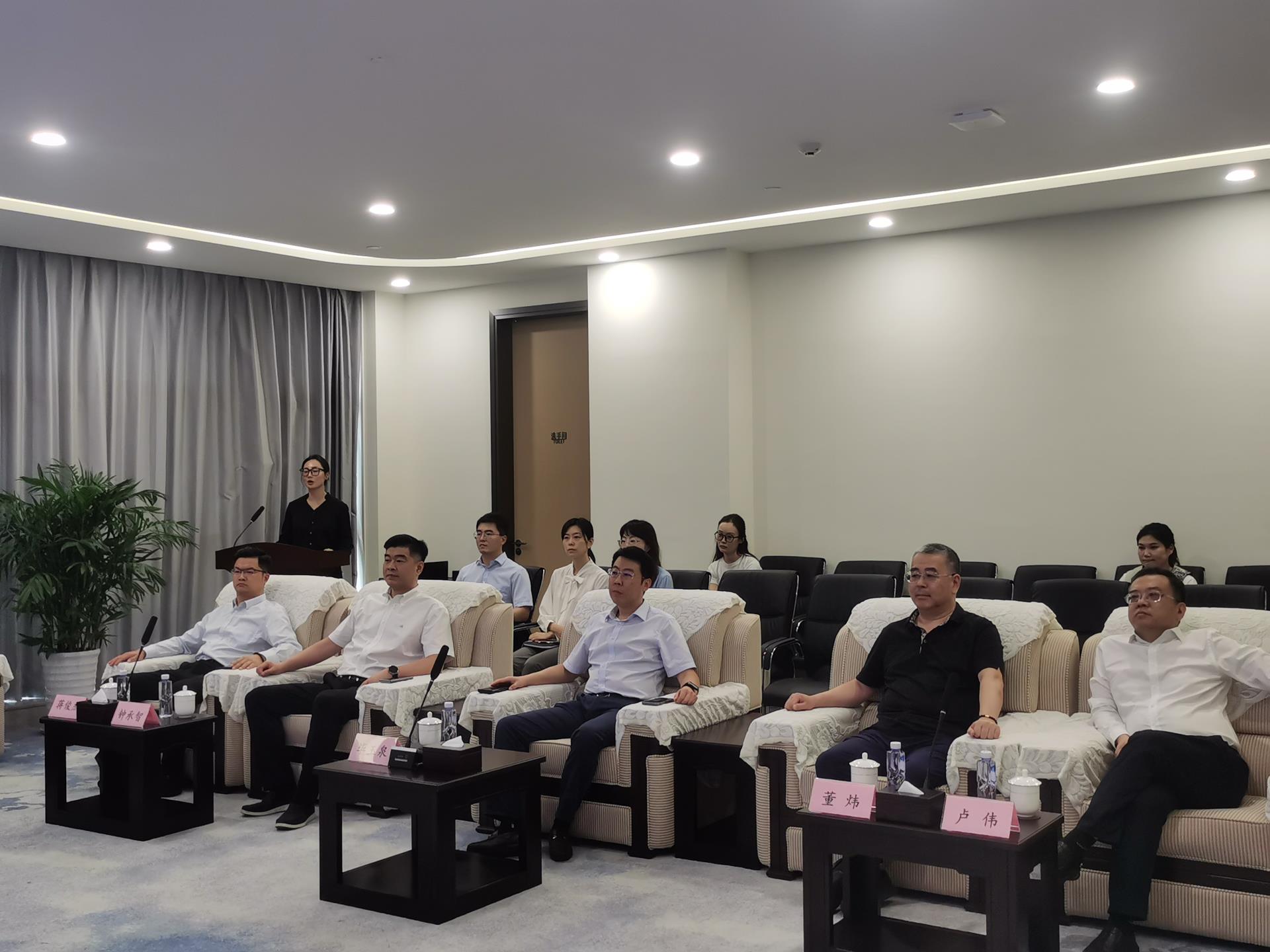 954b23f91648129ca67505dadc65e75.jpg 954b23f91648129ca67505dadc65e75.jpg